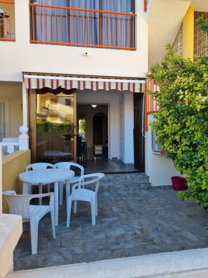 Apartment Eneas Torrevieja Luaran gambar